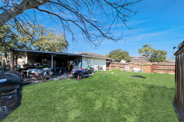 415 Halkies Road, Houston, TX 77587