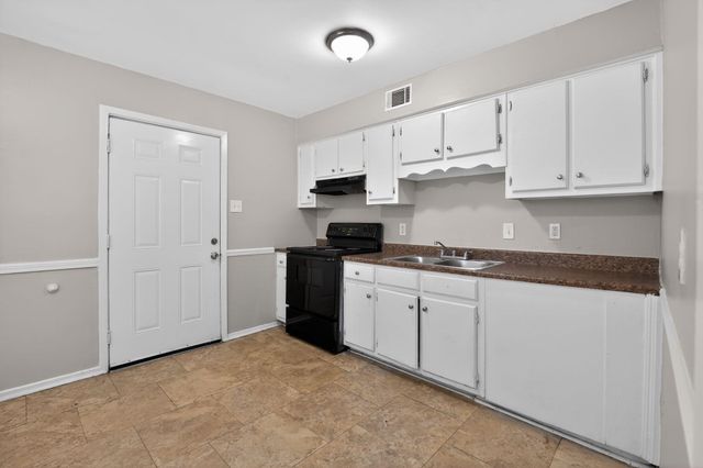 2449 LABONTE DR, Memphis, TN 38127