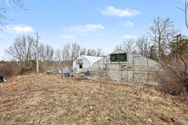6015 Us Highway 12, Franklin Township, MI 49287
