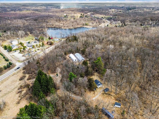 6015 Us Highway 12, Franklin Township, MI 49287