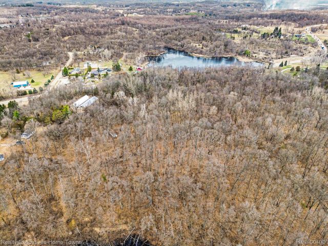 6015 Us Highway 12, Franklin Township, MI 49287