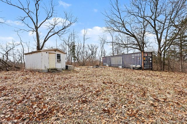6015 Us Highway 12, Franklin Township, MI 49287