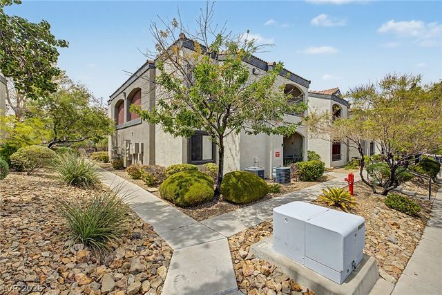 950 Seven Hills Drive 128, Henderson, NV 89052