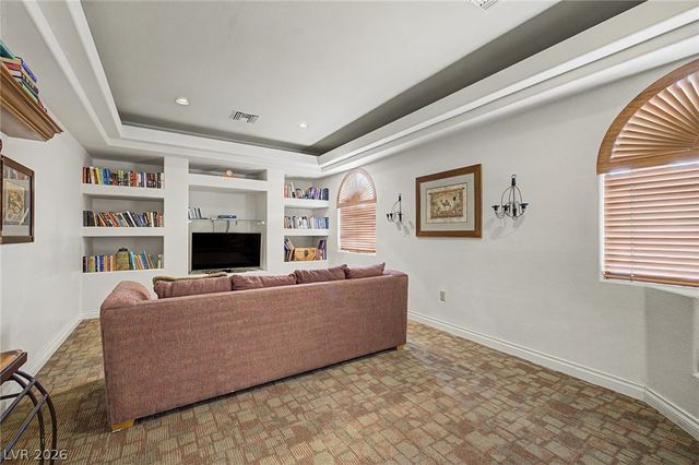 950 Seven Hills Drive 128, Henderson, NV 89052
