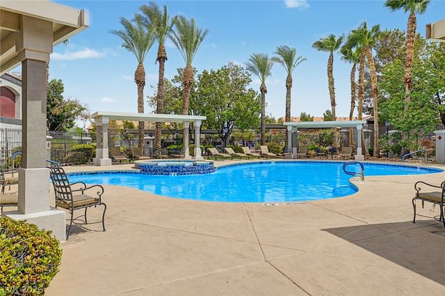 950 Seven Hills Drive 128, Henderson, NV 89052