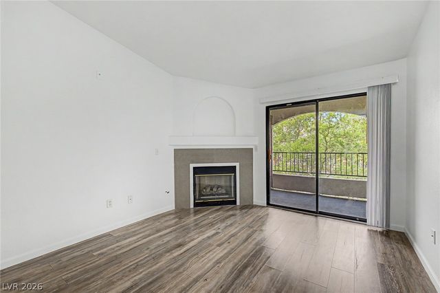 950 Seven Hills Drive 128, Henderson, NV 89052
