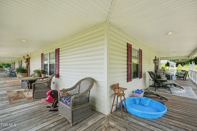 4296 Bloomingdale Road, Kingsport, TN 37660