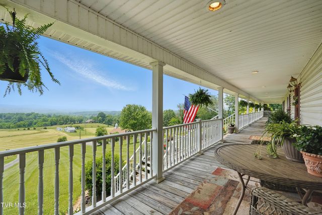 4296 Bloomingdale Road, Kingsport, TN 37660