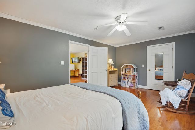 4296 Bloomingdale Road, Kingsport, TN 37660