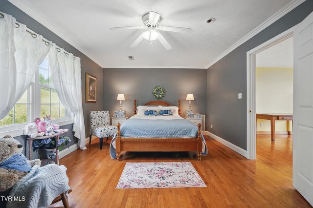 4296 Bloomingdale Road, Kingsport, TN 37660