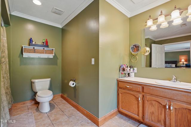 4296 Bloomingdale Road, Kingsport, TN 37660