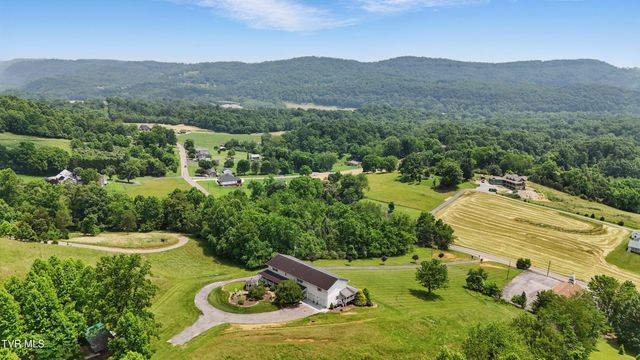 4296 Bloomingdale Road, Kingsport, TN 37660