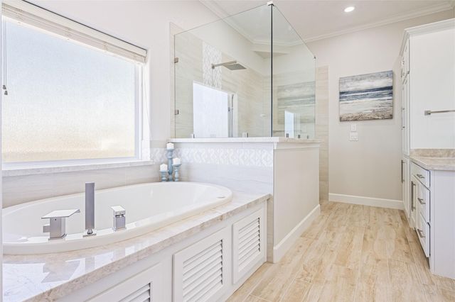 3244 Gulf Castle Drive, Crystal Beach, TX 77650