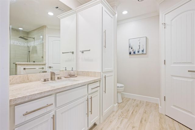 3244 Gulf Castle Drive, Crystal Beach, TX 77650