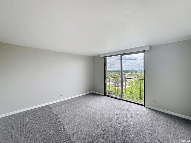 1800 7th St Unit 6D, East Moline, IL 61244