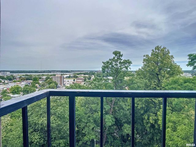 1800 7th St Unit 6D, East Moline, IL 61244