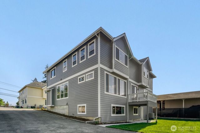 3418 S 164th Street, Seatac, WA 98188