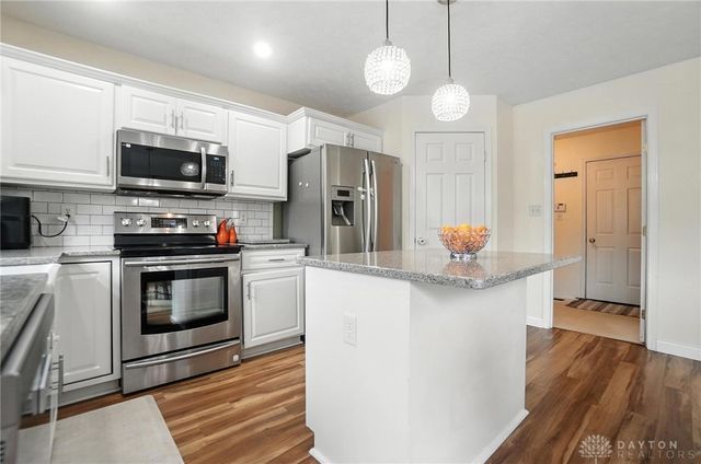 4271 Bristol Drive, Beavercreek, OH 45440