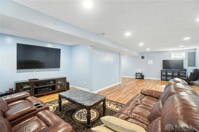 4271 Bristol Drive, Beavercreek, OH 45440