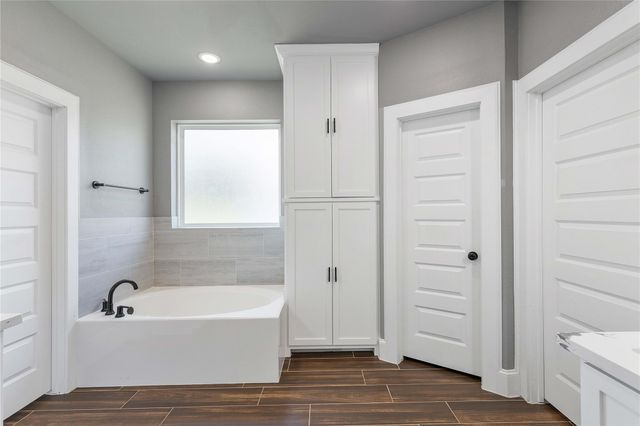 798 Road 6609, Dayton, TX 77535