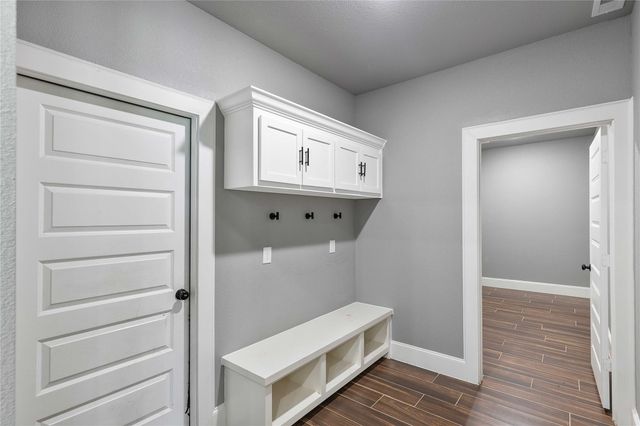 798 Road 6609, Dayton, TX 77535