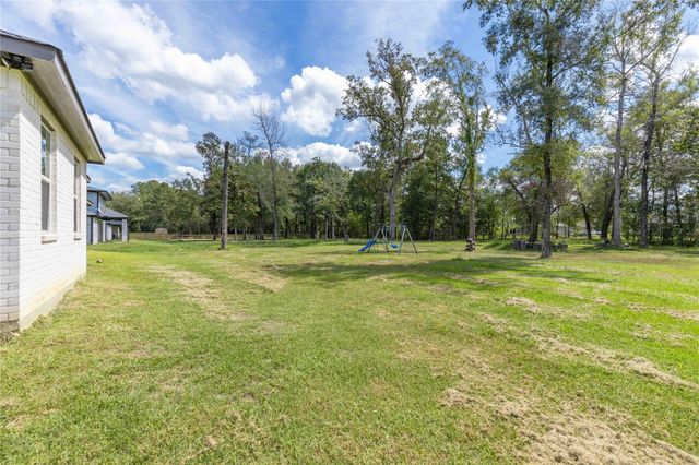 798 Road 6609, Dayton, TX 77535