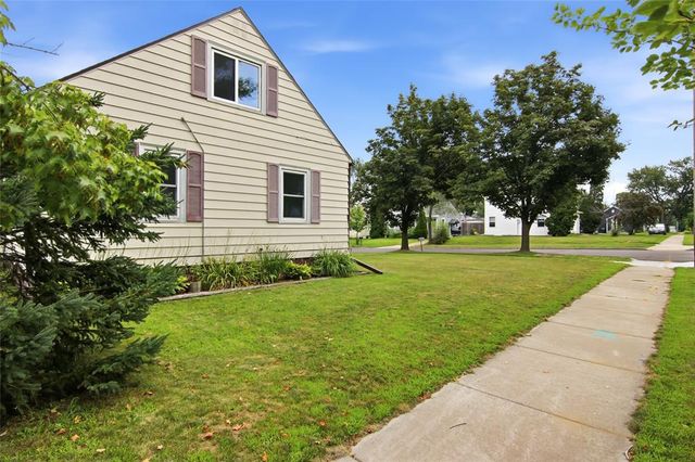 1906 9th Street, Eau Claire, WI 54703