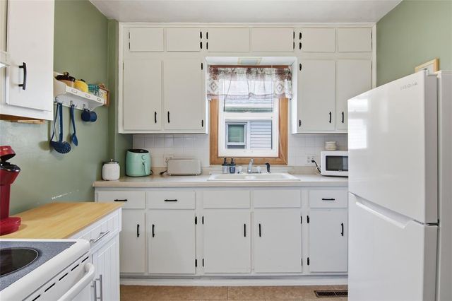 1906 9th Street, Eau Claire, WI 54703