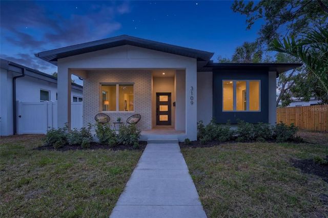 3109 QUEEN STREET N, St Petersburg, FL 33713