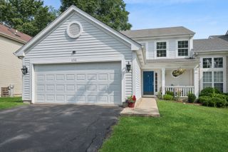 1216 Kensington Drive, Mundelein, IL 60060