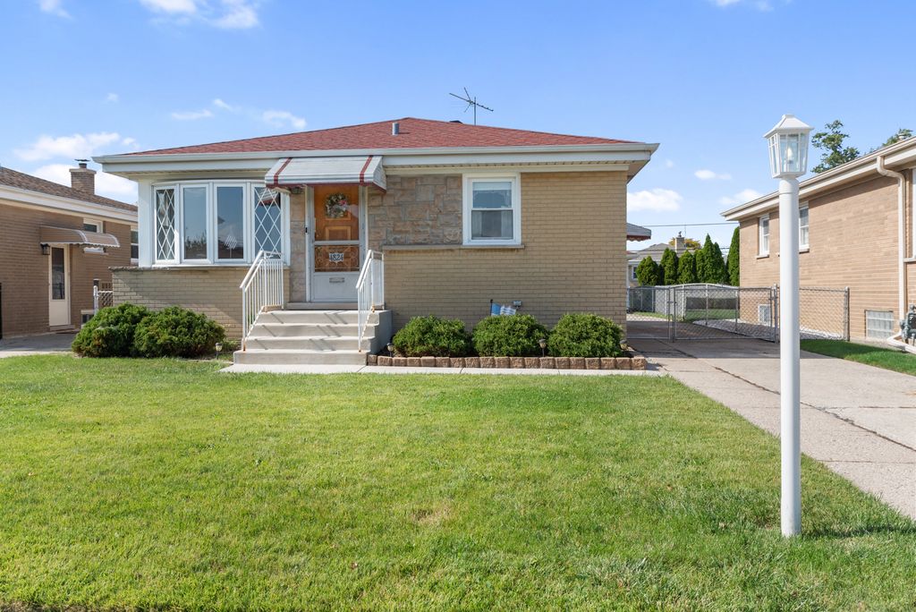 4824 N Ozark Avenue, Norridge, IL 60706 — photo 2