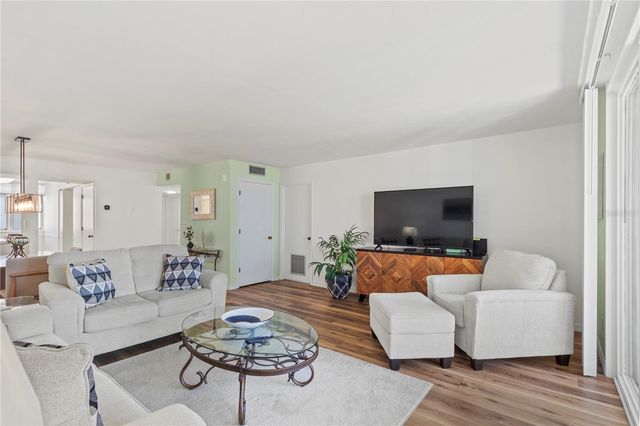 723 BAYPORT WAY 723, Longboat Key, FL 34228