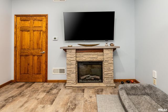 13414 S Egypt Shores Drive, Creal Springs, IL 62922