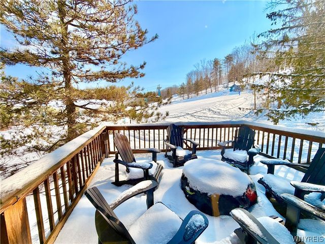 18 Easy Street, Ellicottville, NY 14731