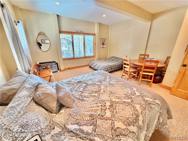 18 Easy Street, Ellicottville, NY 14731