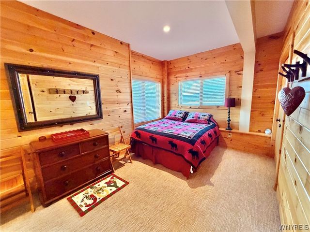 18 Easy Street, Ellicottville, NY 14731