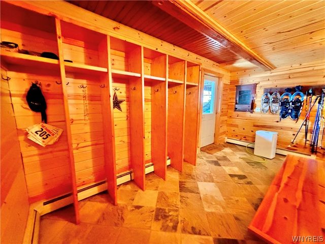 18 Easy Street, Ellicottville, NY 14731