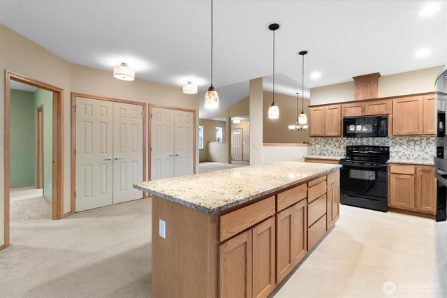 730 Farmington Drive, Burlington, WA 98233