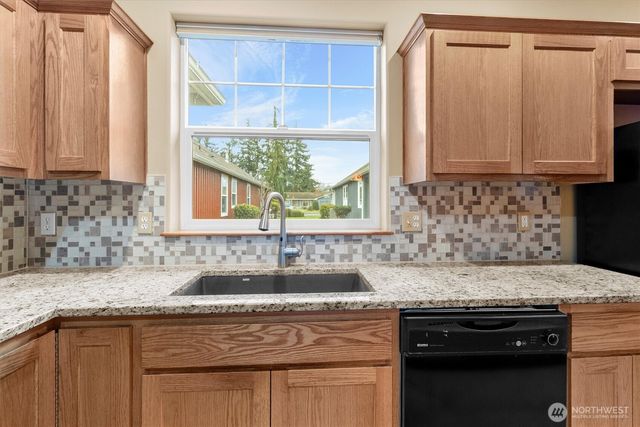 730 Farmington Drive, Burlington, WA 98233