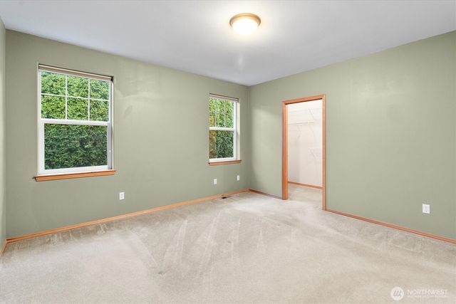 730 Farmington Drive, Burlington, WA 98233