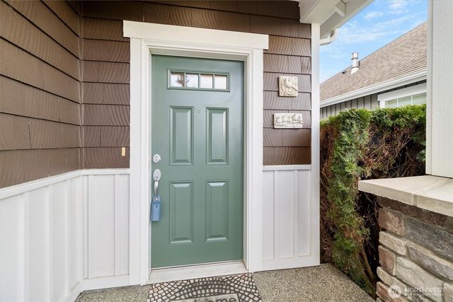 730 Farmington Drive, Burlington, WA 98233