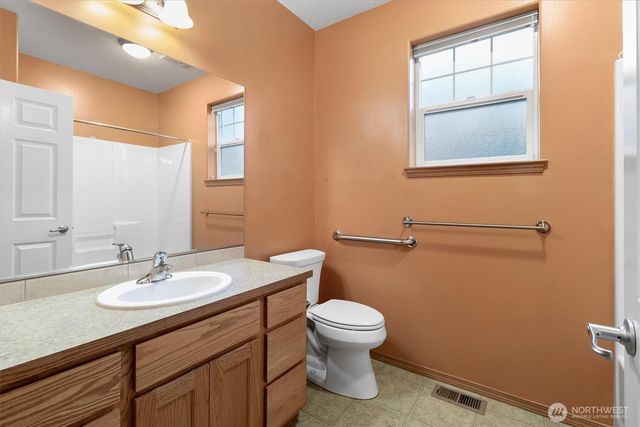 730 Farmington Drive, Burlington, WA 98233