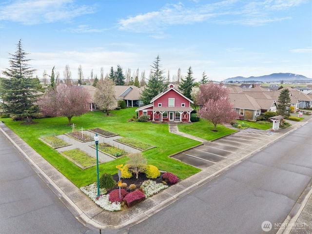 730 Farmington Drive, Burlington, WA 98233