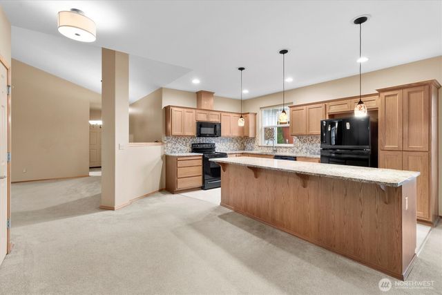 730 Farmington Drive, Burlington, WA 98233