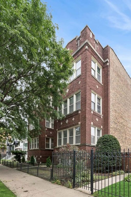 1723 W Foster Avenue, Chicago, IL 60640 — photo 2