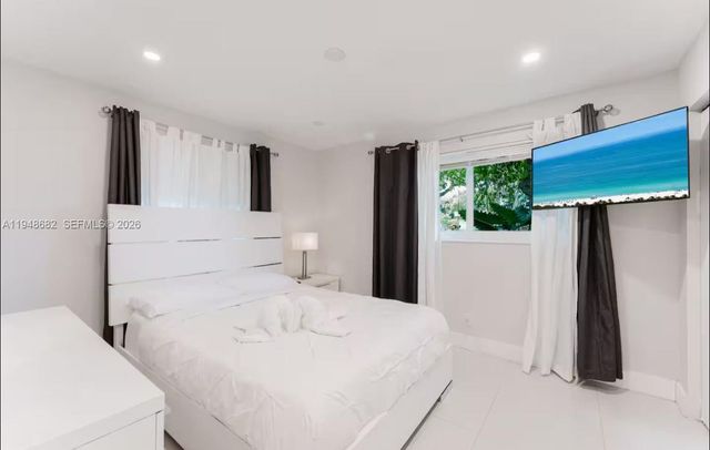 4017 Monroe St 0, Hollywood, FL 33021