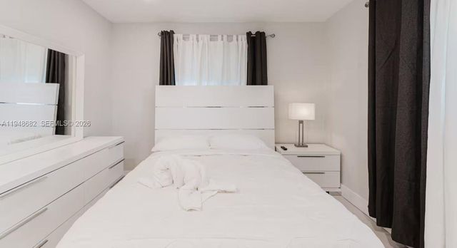 4017 Monroe St 0, Hollywood, FL 33021