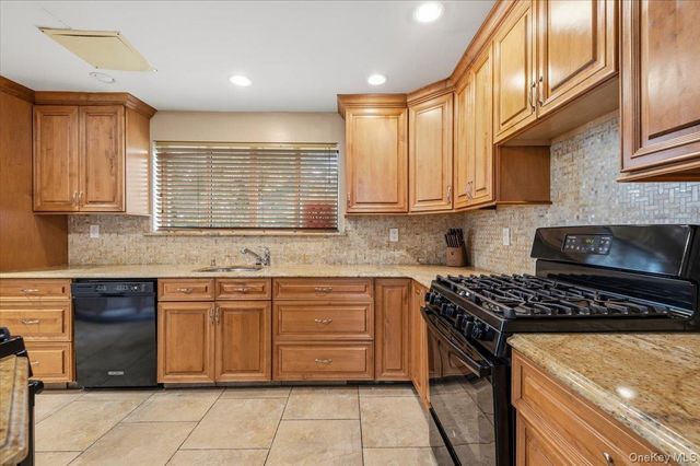 609 Meehan Avenue, Far Rockaway, NY 11691
