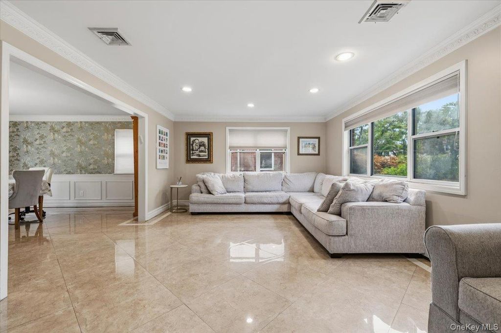609 Meehan Avenue, Far Rockaway, NY 11691 — photo 4