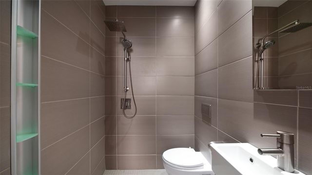 235 COCOANUT AVENUE 113C, Sarasota, FL 34236